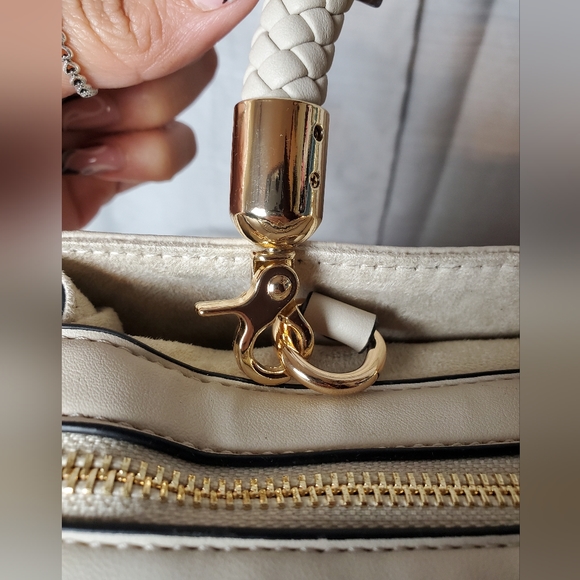 STEVE MADDEN oatmilk bjeanne tote bag - Picture 8 of 10